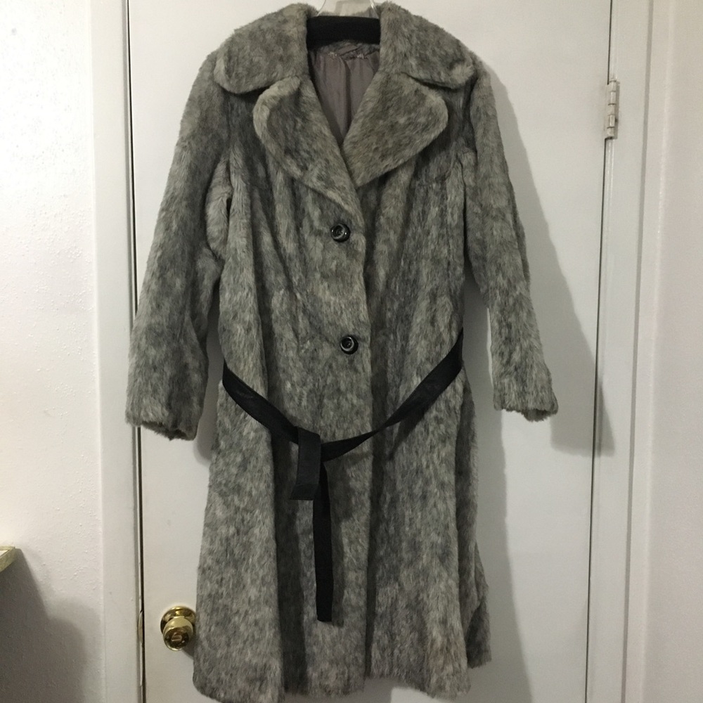 Vintage 60’s faux fur coat